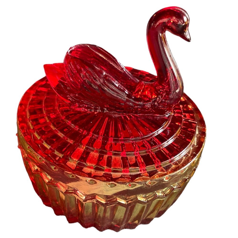 VINTAGE JEANNETTE AMBERINA GLASS POWDER DISH SWAN LIPSTICK HOLDER ON LID
